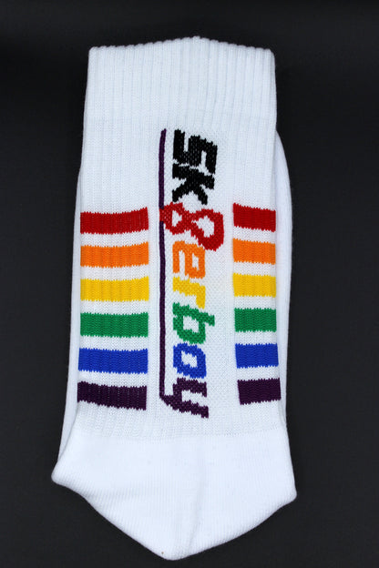 sk8erboy pride socken rainbow flag lgbtq+ socken in detailansicht